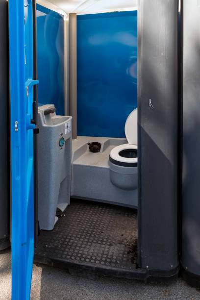 Porta potty delivery and setup in Marlton, NJ